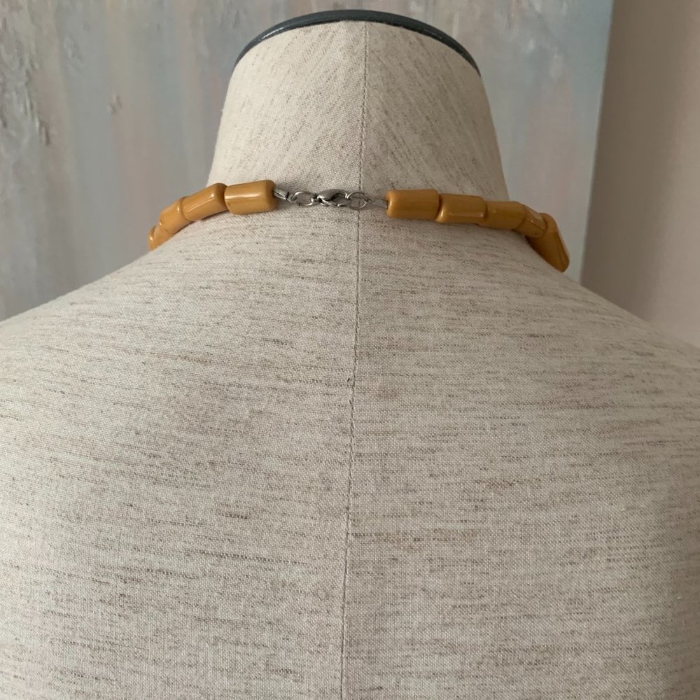 Necklace, large beads - Picture 3 of 3